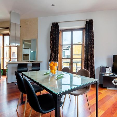 Cathedral Apartment, Upper Floor Apartment إشبيلية المظهر الخارجي الصورة