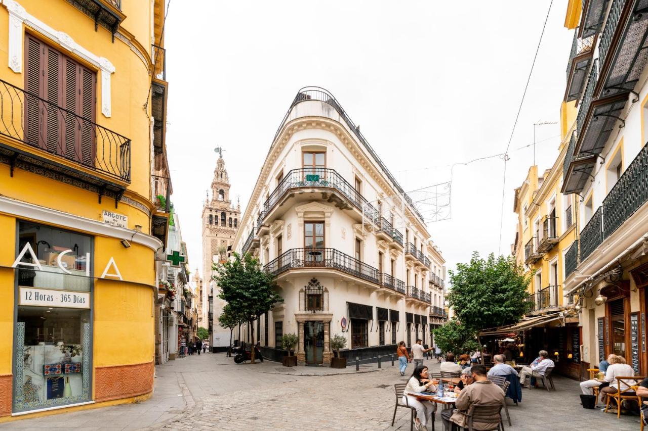 Cathedral Apartment, Upper Floor Apartment إشبيلية المظهر الخارجي الصورة