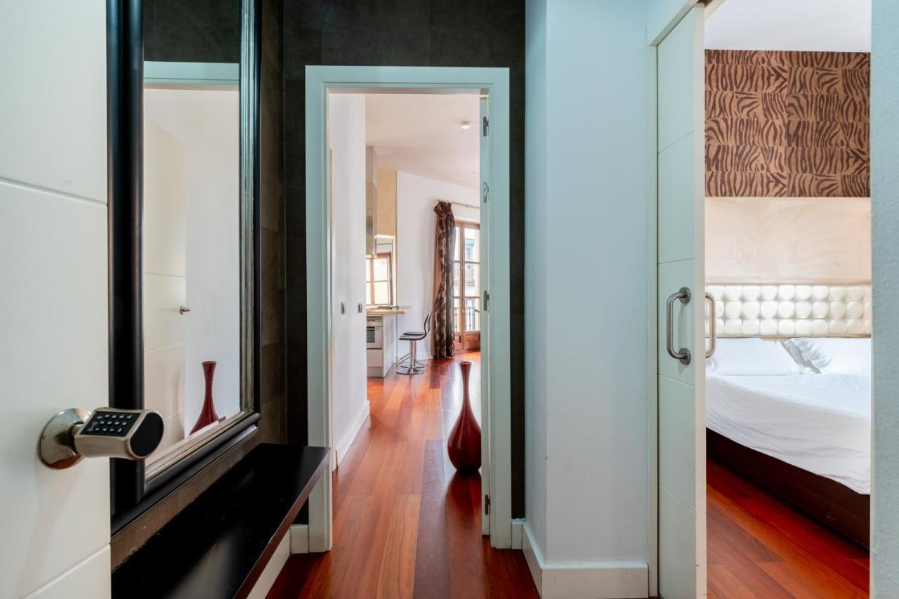 Cathedral Apartment, Upper Floor Apartment إشبيلية المظهر الخارجي الصورة