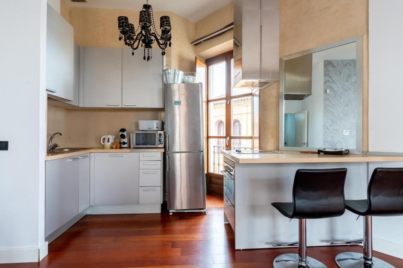 Cathedral Apartment, Upper Floor Apartment إشبيلية المظهر الخارجي الصورة